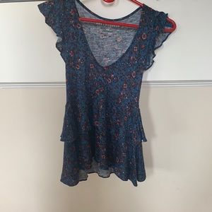 Aeropostale floral flowy top